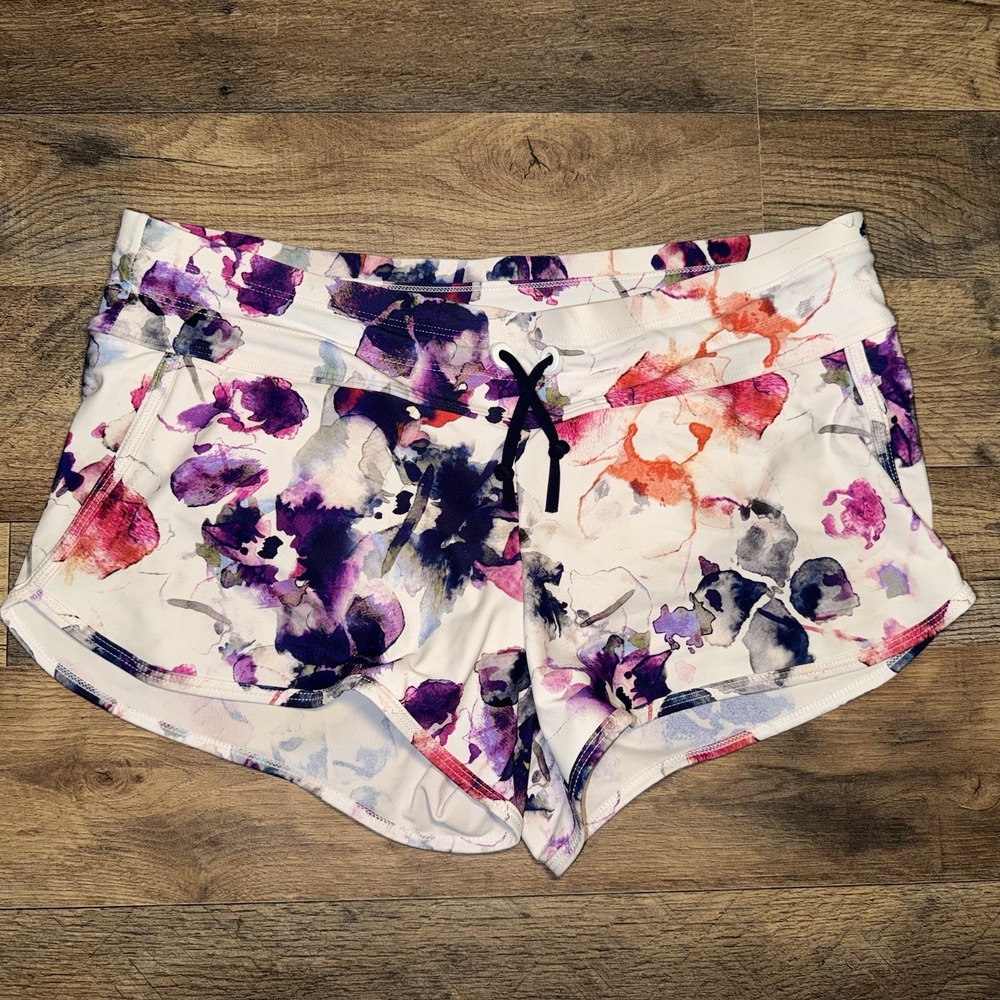 Athleta Floral Tie Front Stretch Shorts Size M